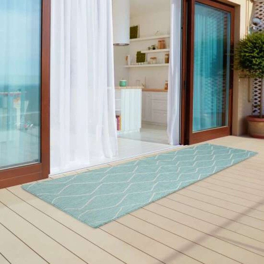 Wholesale Cheap Madison Park Cove Aqua/ White Moroccan Tile Indoor/Outdoor Rug