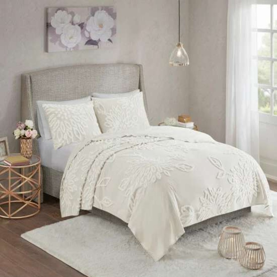 Wholesale Budget Madison Park Pansy Off White Tufted Cotton Chenille Floral Coverlet Set